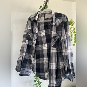 Roebuck &Co Black and White Flannel